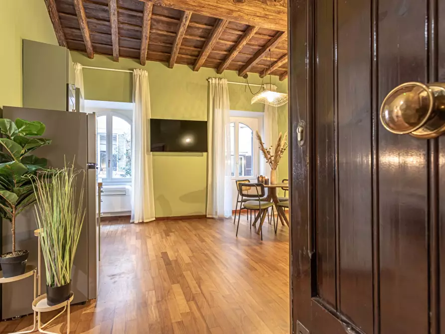 Immagine 6 di Appartamento in affitto  in Via della Madonna dei Monti15 a Roma