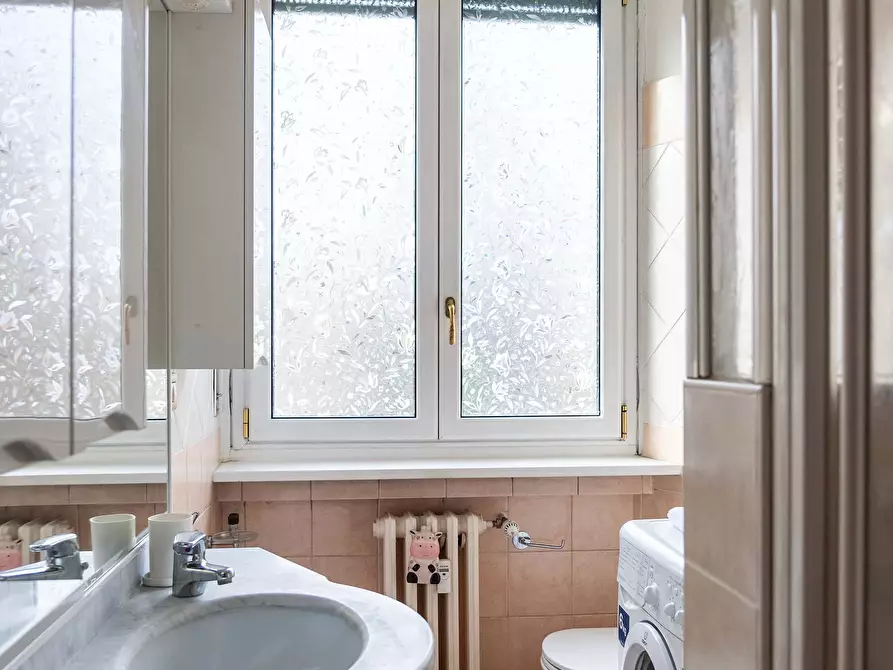 Immagine 15 di Appartamento in affitto  in Via Val Passiria4 a Milano