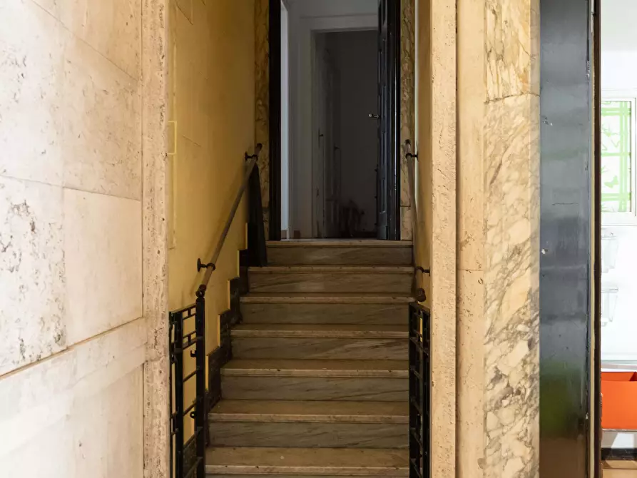 Immagine 25 di Appartamento in affitto  in Via Enrico Besana1 a Milano