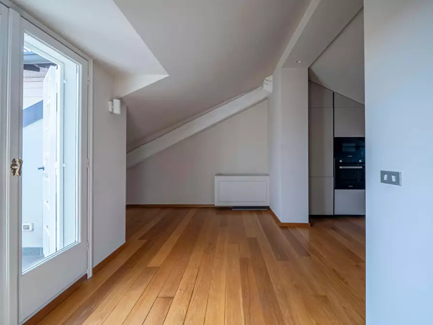Immagine 77 di Appartamento in affitto  in Corso Vercelli1 a Milano