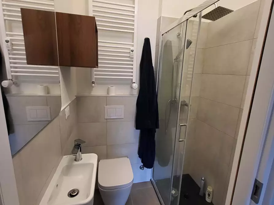 Immagine 16 di Camera in affitto  in Via Carlo Marx3 a Milano