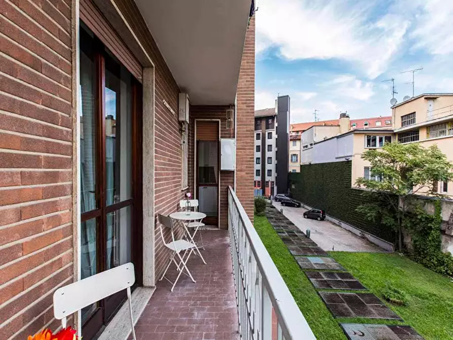 Immagine 10 di Camera in affitto  in Via Rubens23 a Milano