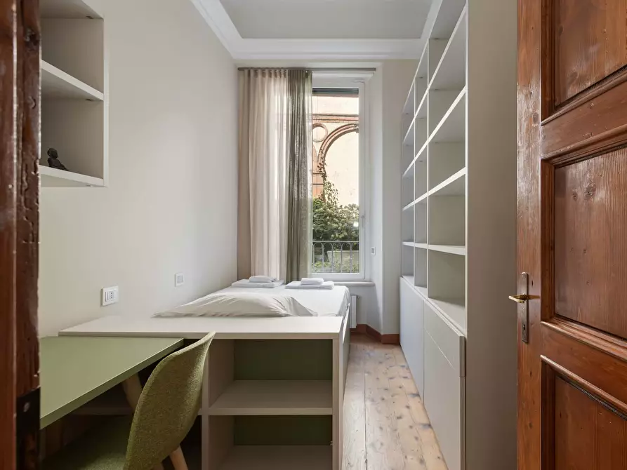 Immagine 21 di Appartamento in affitto  in Via dei Piatti4 a Milano