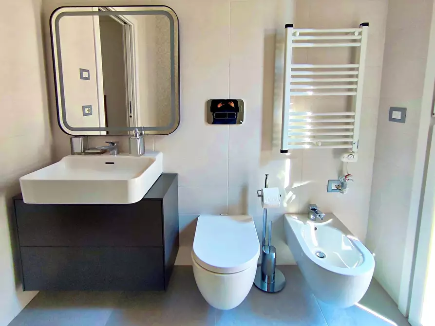 Immagine 21 di Appartamento in affitto  in Via Bianca Ceva28 a Milano