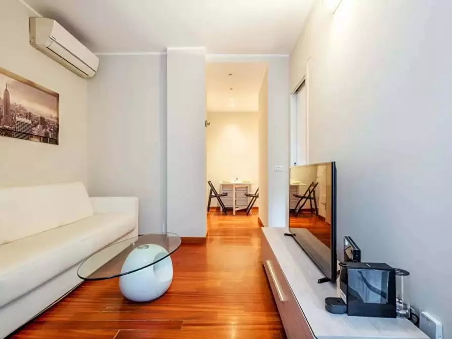 Immagine 10 di Appartamento in affitto  in Corso Sempione21 a Milano