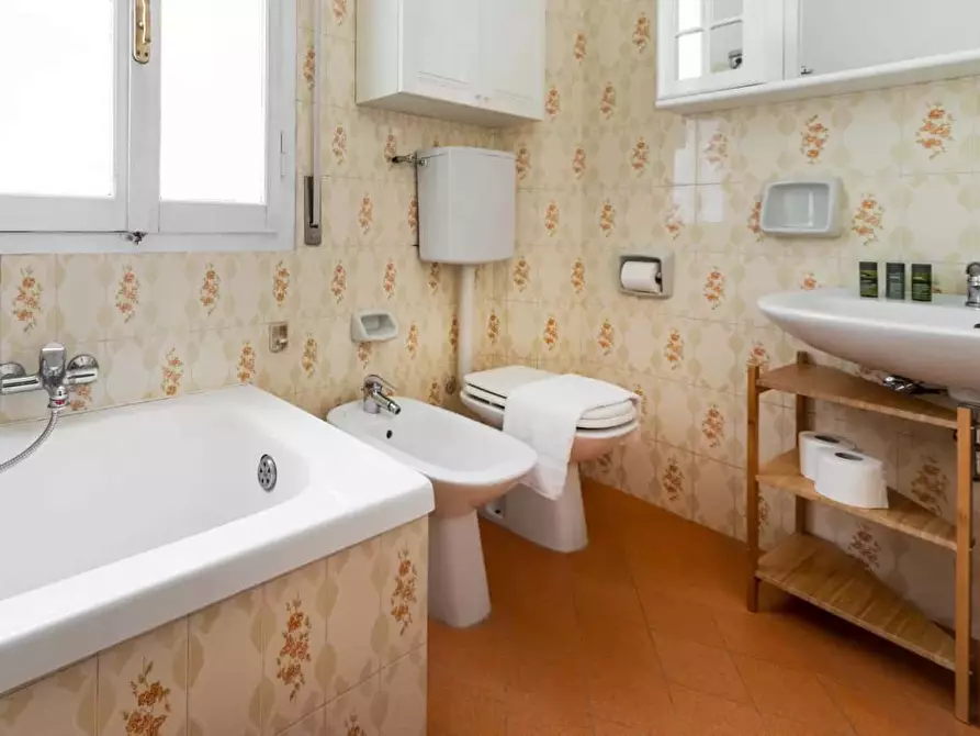 Immagine 20 di Appartamento in affitto  in Via delle Lame85 a Bologna