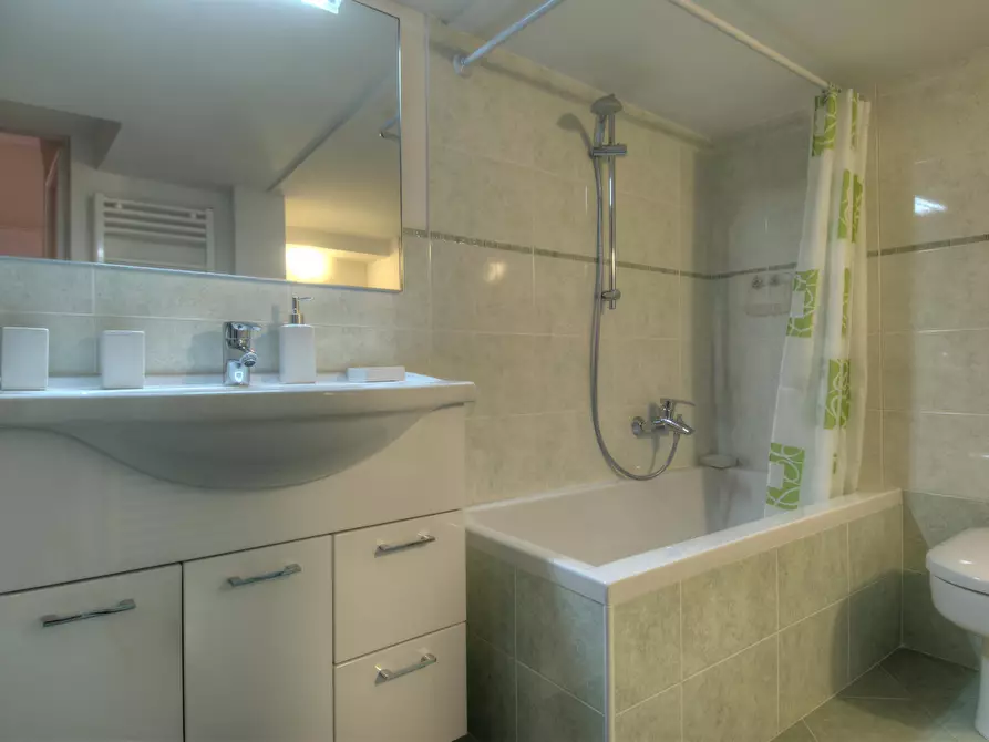 Immagine 13 di Appartamento in affitto  in Corte de Galluzzi9 a Bologna