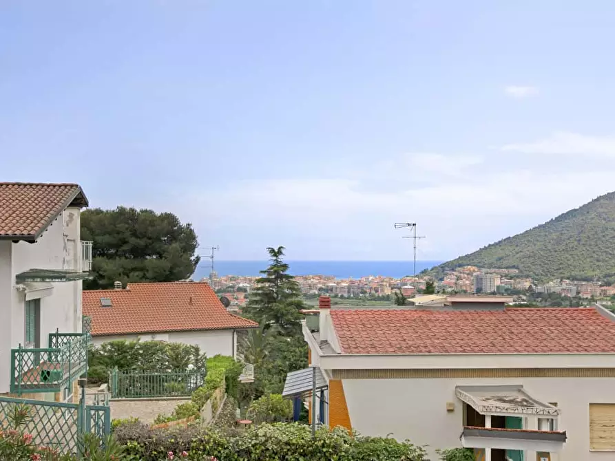 Immagine 22 di Appartamento in affitto  in Via Borghetto Santo Spirito4 a Borghetto Santo Spirito