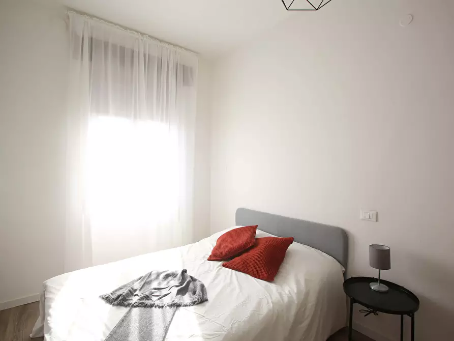 Immagine 2 di Camera in affitto  in Via Giuseppe Soli9 a Modena