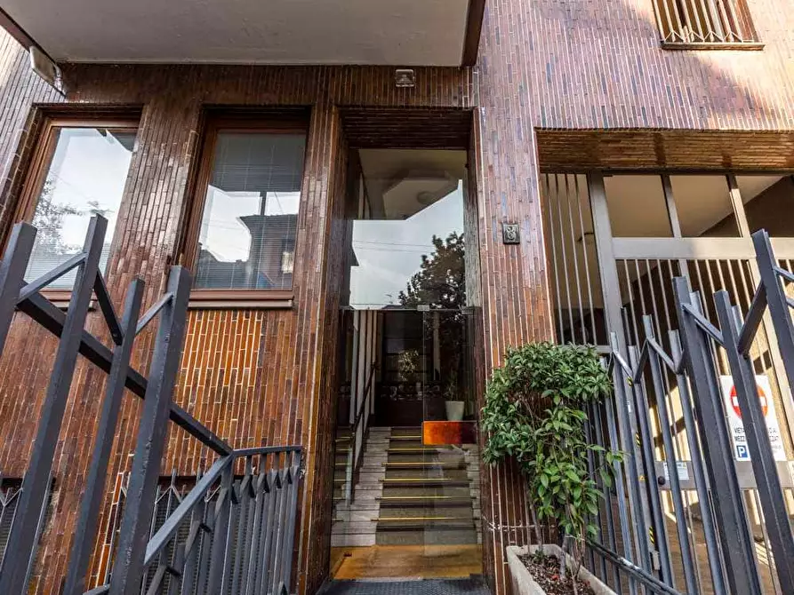 Immagine 23 di Camera in affitto  in Via Comelico3 a Milano