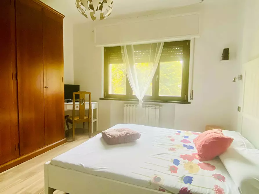 Immagine 4 di Camera in affitto  in Via Sesto Calende16 a Milano