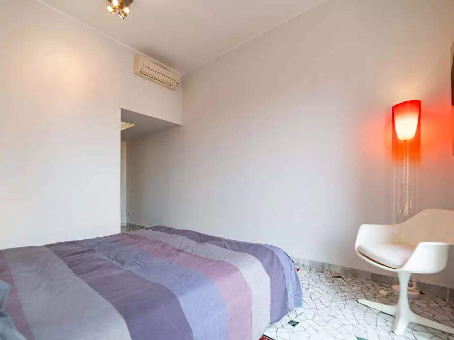Immagine 25 di Appartamento in affitto  in Via Edmondo de Amicis4 a Milano
