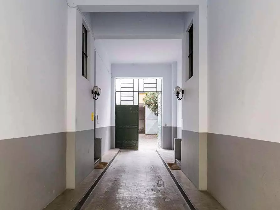 Immagine 65 di Camera in affitto  in Via Verbano5 a Milano