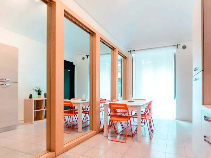 Immagine 25 di Camera in affitto  in Via Alfonso Bonafous2 a Torino