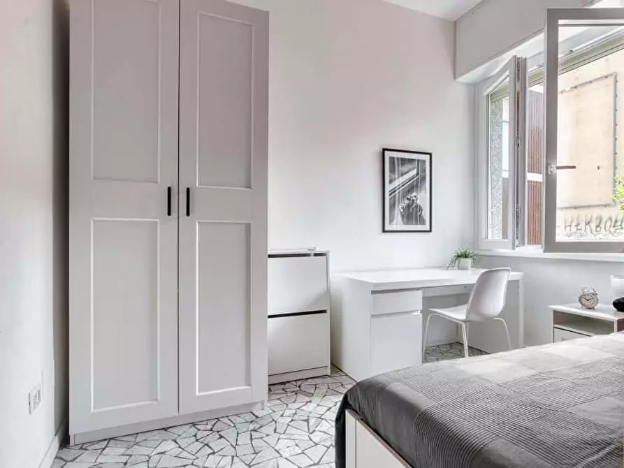 Immagine 2 di Camera in affitto  in Via Maniago2 a Milano