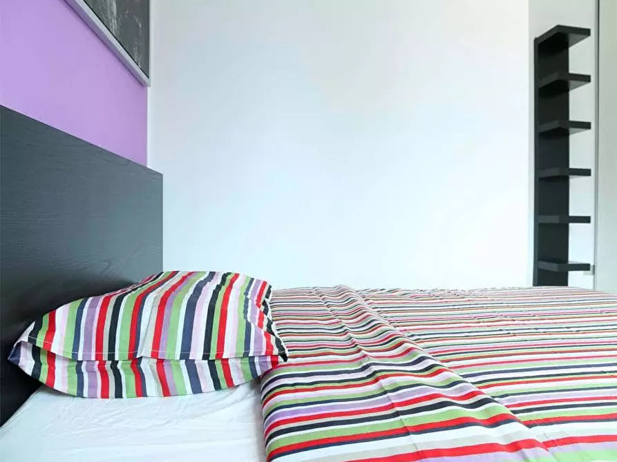 Immagine 10 di Camera in affitto  in Via Salvatore Barzilai14 a Milano