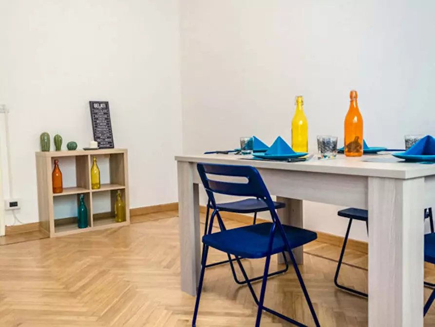 Immagine 12 di Camera in affitto  in Via Sant'Agostino12 a Torino