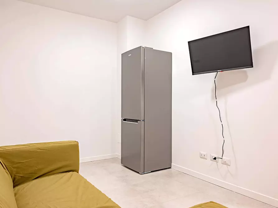 Immagine 14 di Camera in affitto  in Via Giuseppe Candiani101 a Milano