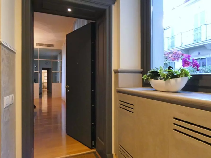 Immagine 9 di Appartamento in affitto  in Via Quintino Sella2 a Milano