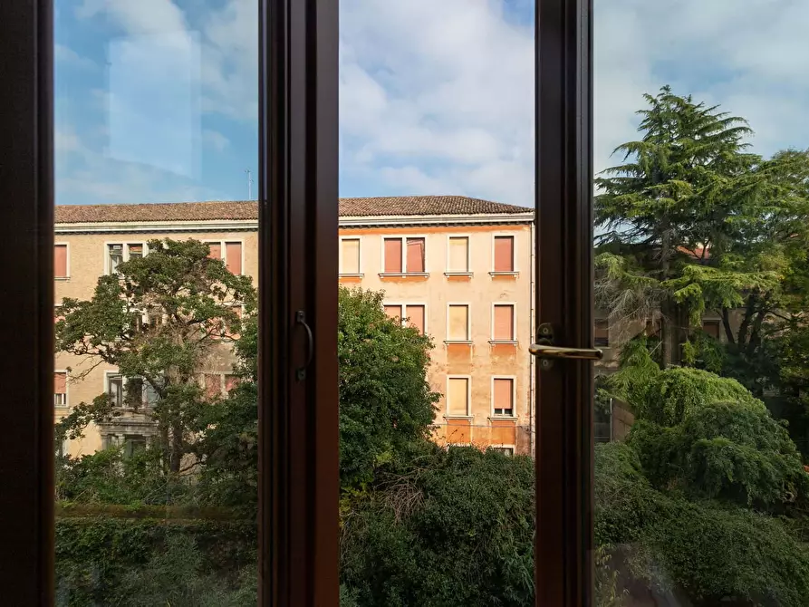 Immagine 3 di Appartamento in affitto  in Barbaria de le Tole6665 a Venezia