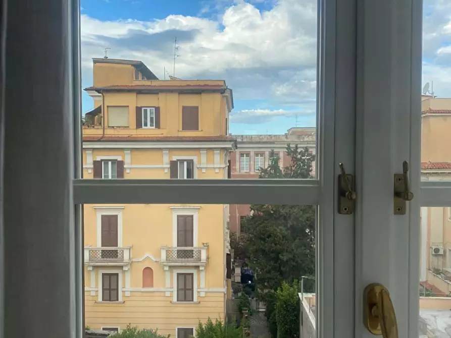 Immagine 9 di Camera in affitto  in Via Carlo Pisacane47 a Roma