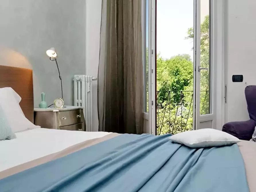 Immagine 33 di Appartamento in affitto  in Via Andrea Solari a Milano