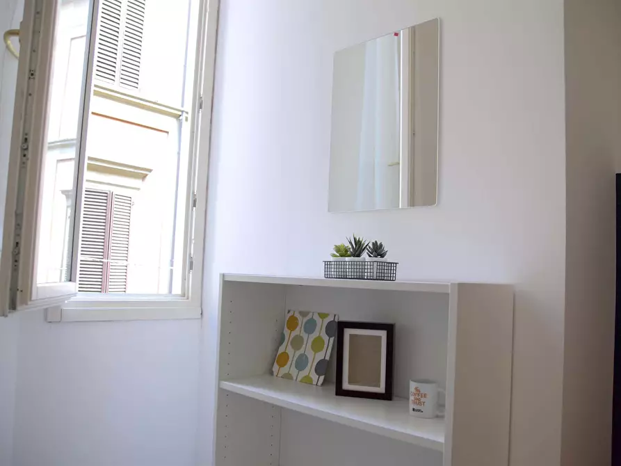 Immagine 3 di Camera in affitto  in Strada Maggiore47 a Bologna