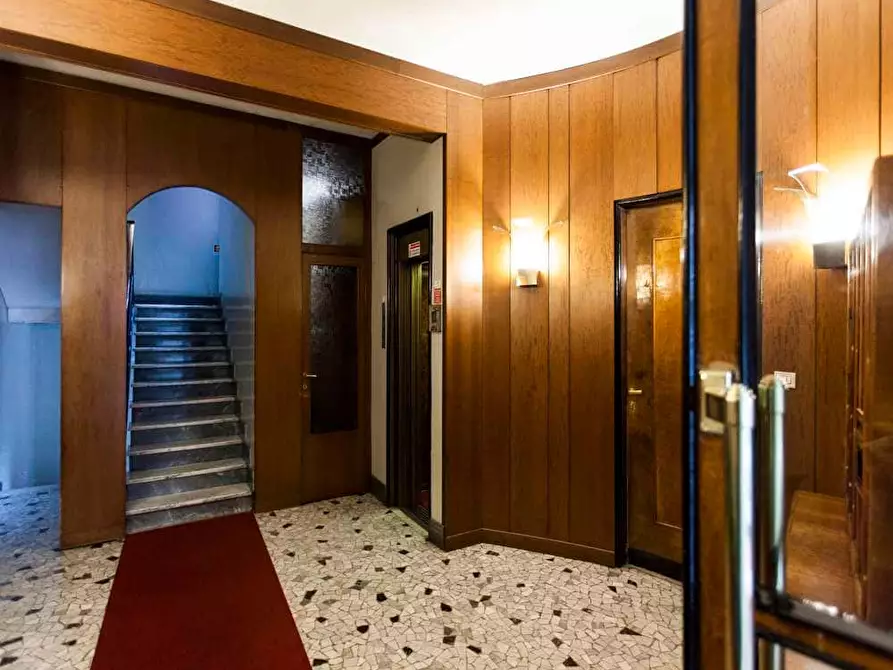 Immagine 27 di Camera in affitto  in Via Col Moschin1 a Milano