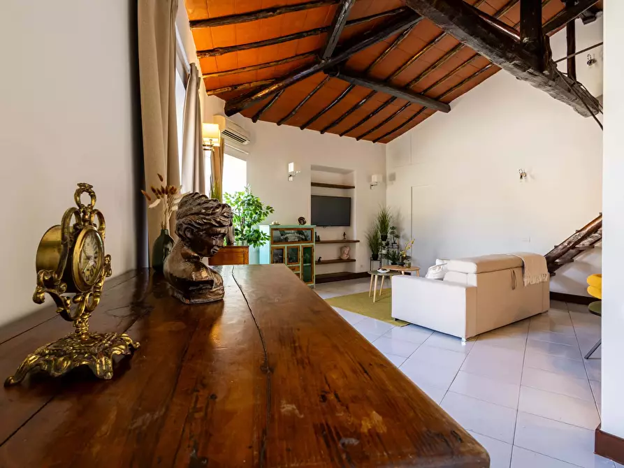 Immagine 29 di Appartamento in affitto  in Via Torino7 a Roma