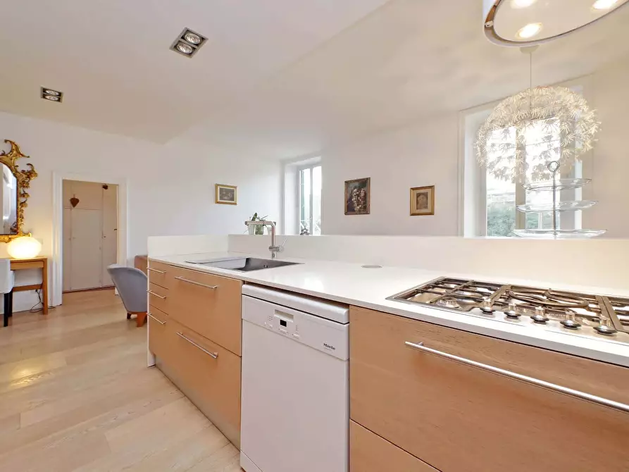 Immagine 8 di Appartamento in affitto  in Via della Stazione di San Pietro a Roma