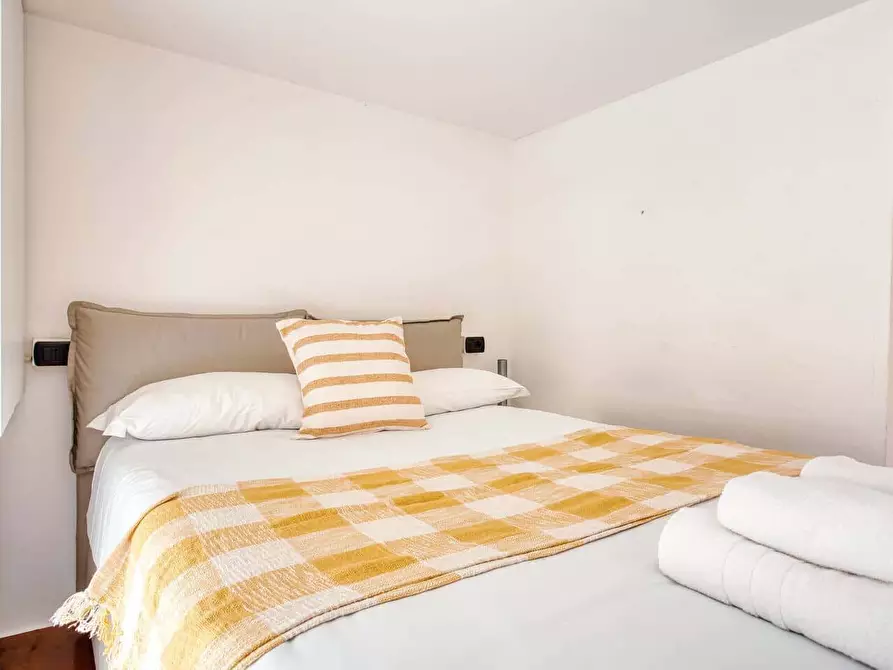 Immagine 3 di Appartamento in affitto  in Via Rubens24 a Milano