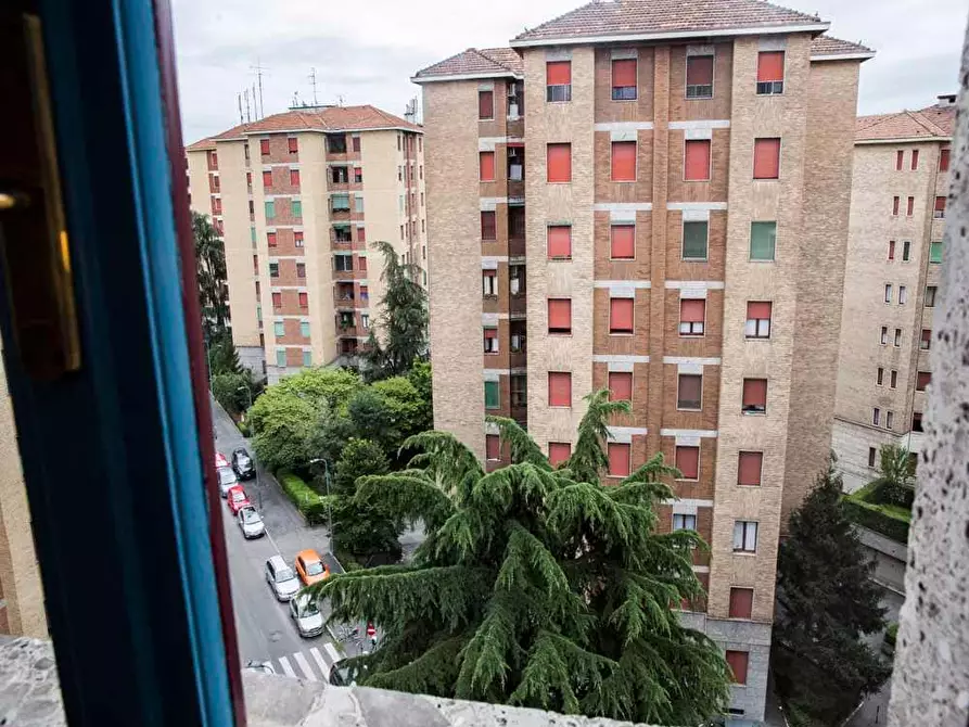 Immagine 1 di Camera in affitto  in Via Salvatore Barzilai13 a Milano