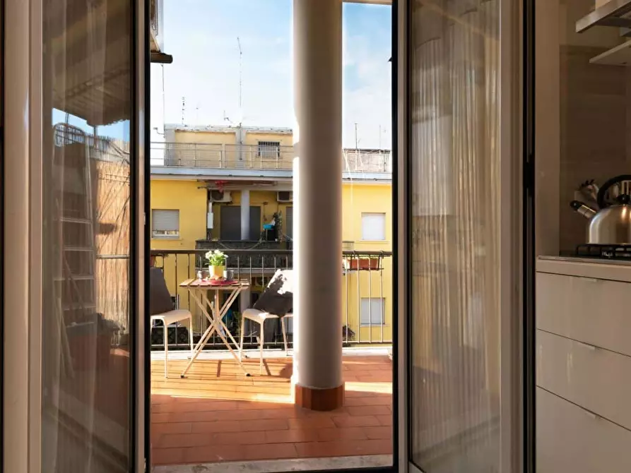 Immagine 7 di Appartamento in affitto  in Via Tuscolana695 a Roma