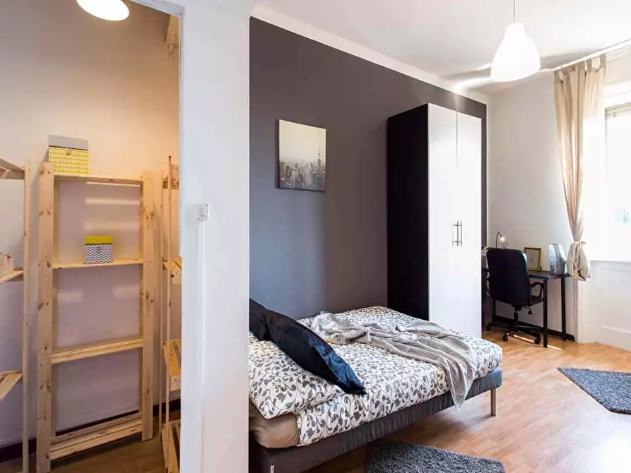 Immagine 4 di Camera in affitto  in Viale Giovanni da Cermenate18 a Milano