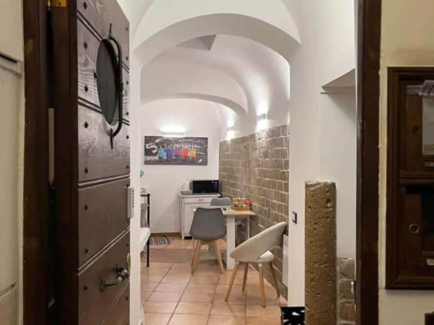 Immagine 2 di Appartamento in affitto  in Via dei Capocci19 a Roma