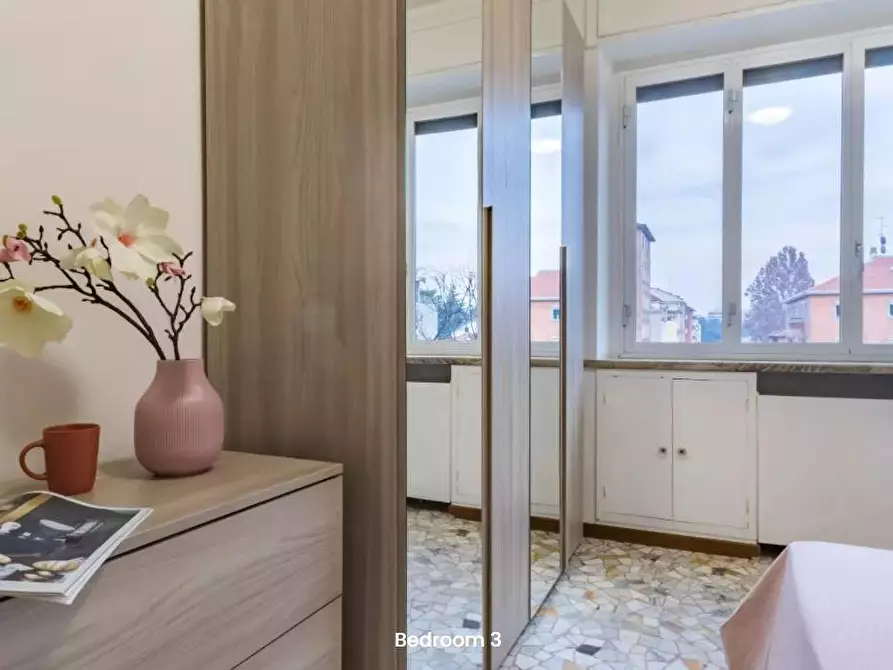 Immagine 3 di Camera in affitto  in Largo Vulci5 a Milano