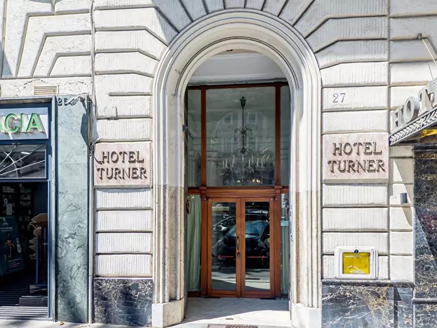 Immagine 18 di Appartamento in affitto  in Via Nomentana27 a Roma