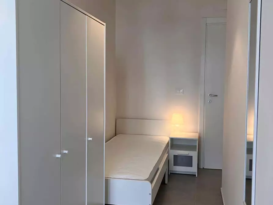 Immagine 1 di Camera in affitto  in Via Enrico Fermi3 a Bologna