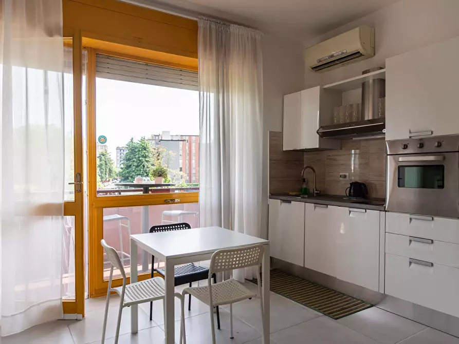 Immagine 12 di Appartamento in affitto  in Via Paul Valery3 a Milano