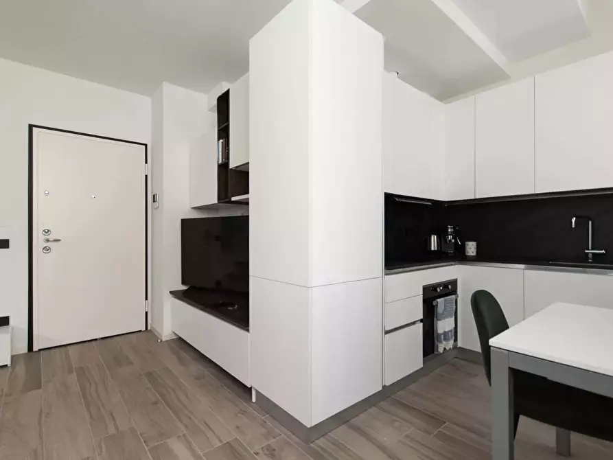 Immagine 3 di Appartamento in affitto  in Via Monte Bianco4 a Milano