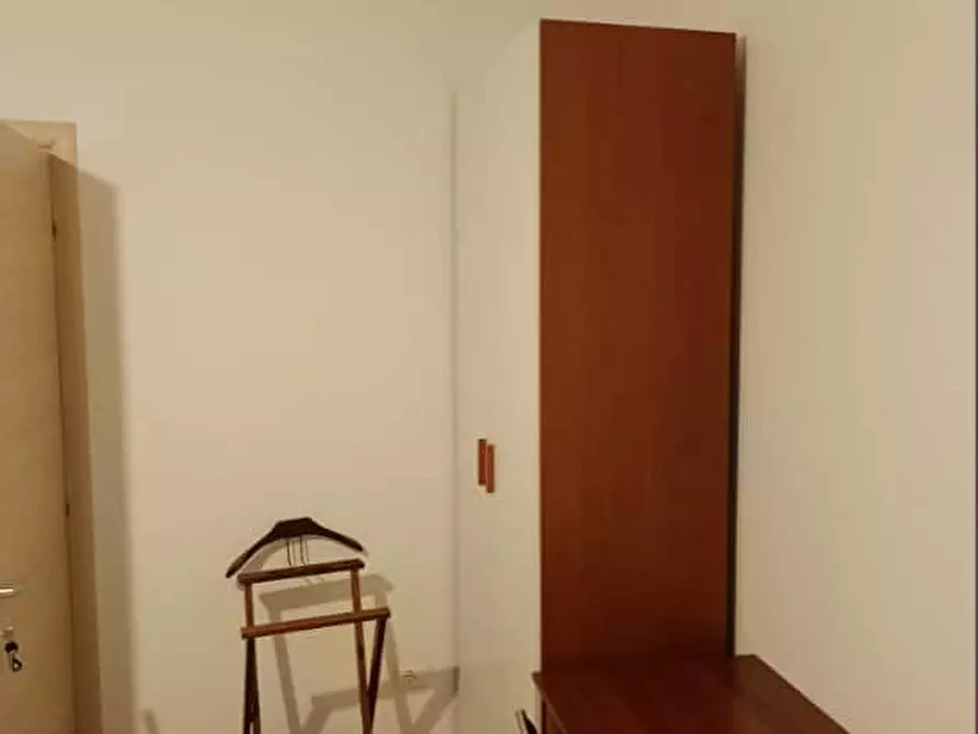 Immagine 2 di Camera in affitto  in Via Goffredo Mameli181 a Cagliari