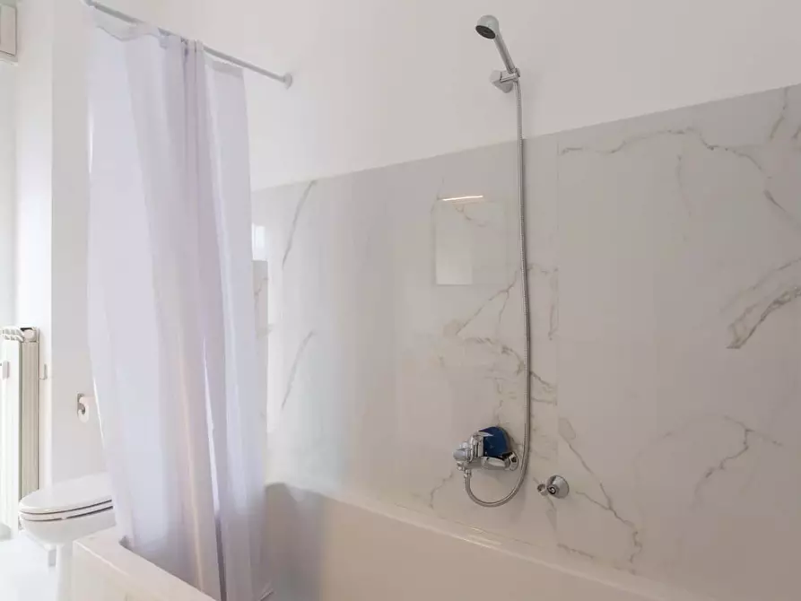 Immagine 8 di Appartamento in affitto  in Via Pellegrino Rossi13 a Milano