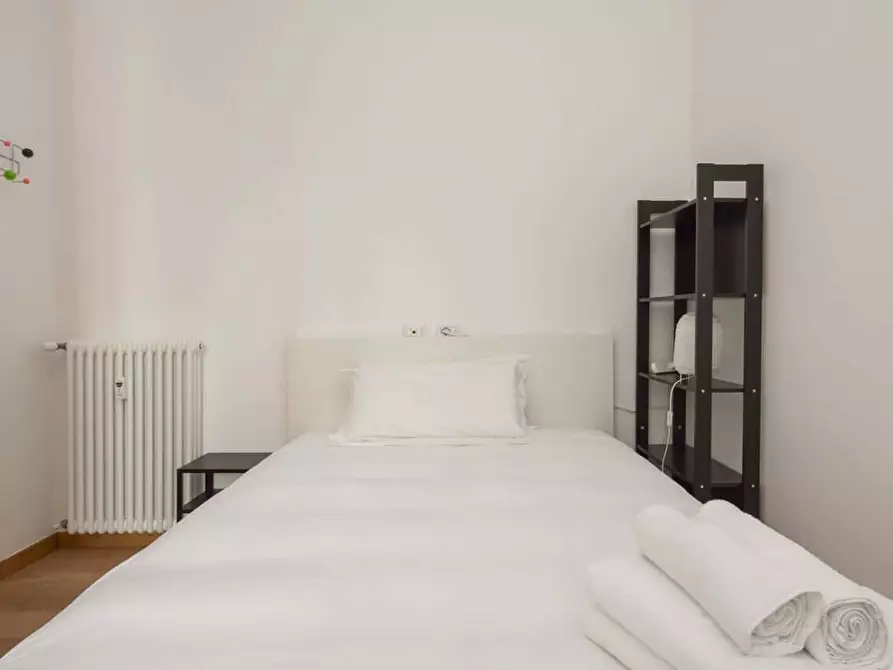 Immagine 16 di Appartamento in affitto  in Via Ugo Bassi23 a Milano