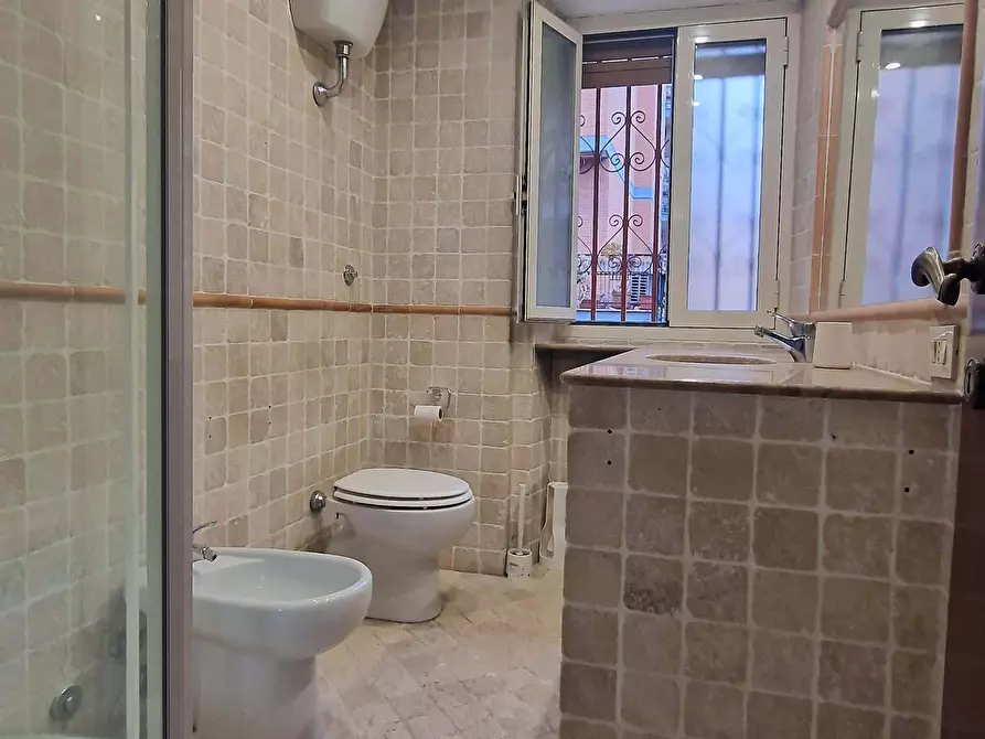 Immagine 17 di Camera in affitto  in Via Attilio Ambrosini1 a Roma