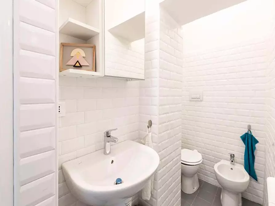 Immagine 18 di Camera in affitto  in Via della Moscova25 a Milano