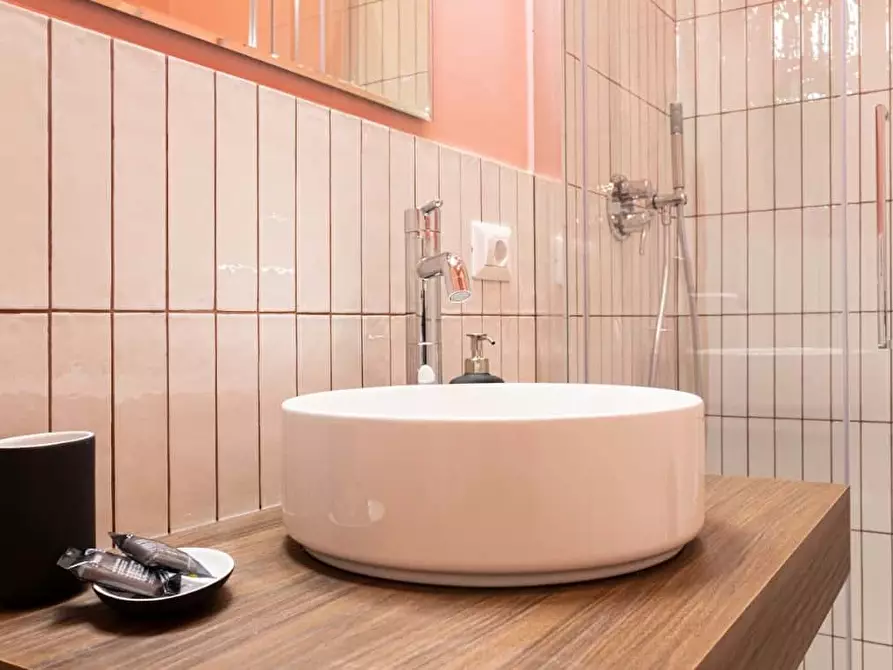 Immagine 32 di Appartamento in affitto  in Via Duccio Galimberti10 a Roma