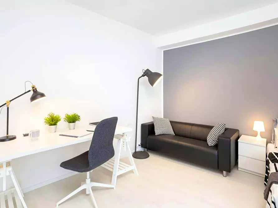 Immagine 12 di Camera in affitto  in Via Milano23 a Venezia