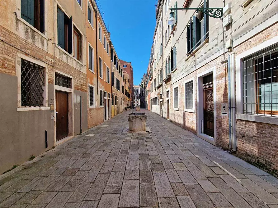 Immagine 34 di Appartamento in affitto  in Borgoloco San Lorenzo5079 a Venezia
