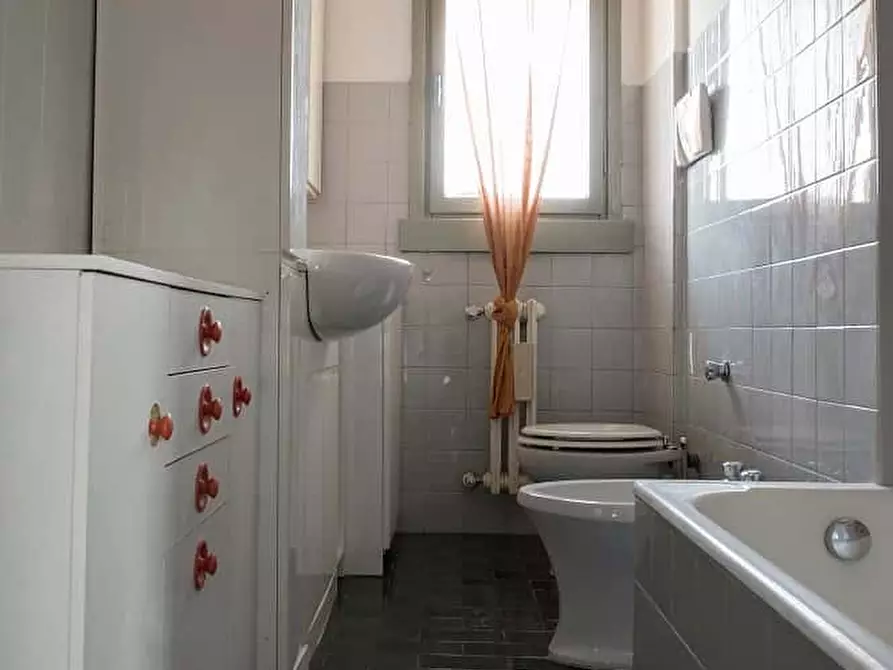 Immagine 4 di Camera in affitto  in Via Federico Engels9 a Milano