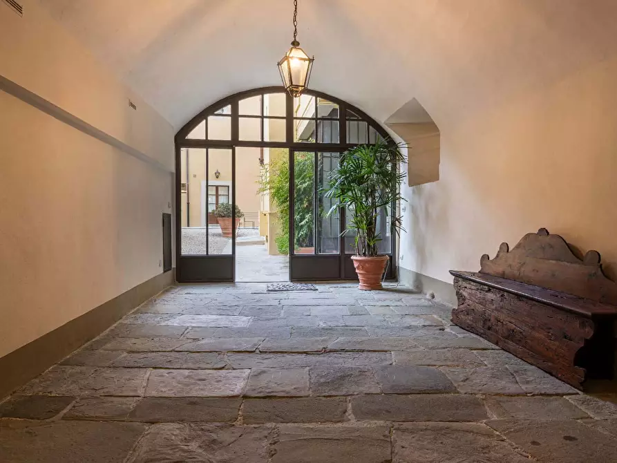 Immagine 2 di Appartamento in affitto  in Via de' Guicciardini a Firenze